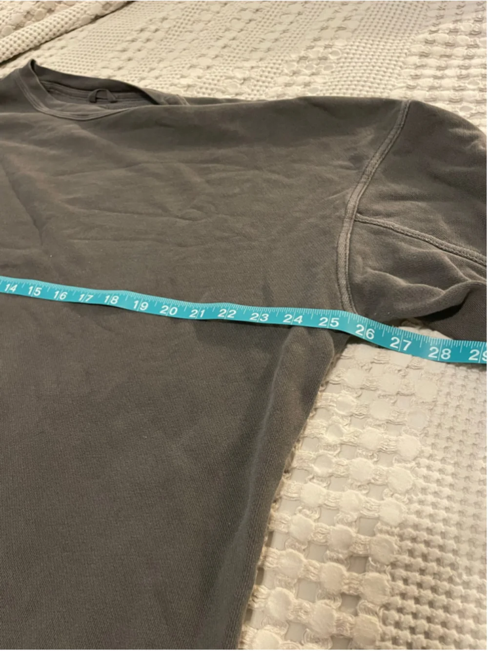Aerie Offline Sweatshirt Medium Grey Long Sleeve Crew Neck gorpcore oversized